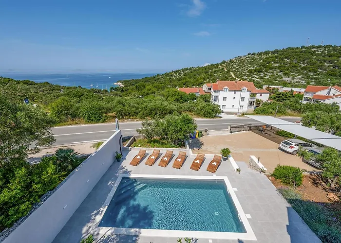 Apartamento 2 Bedroom Stunning In *